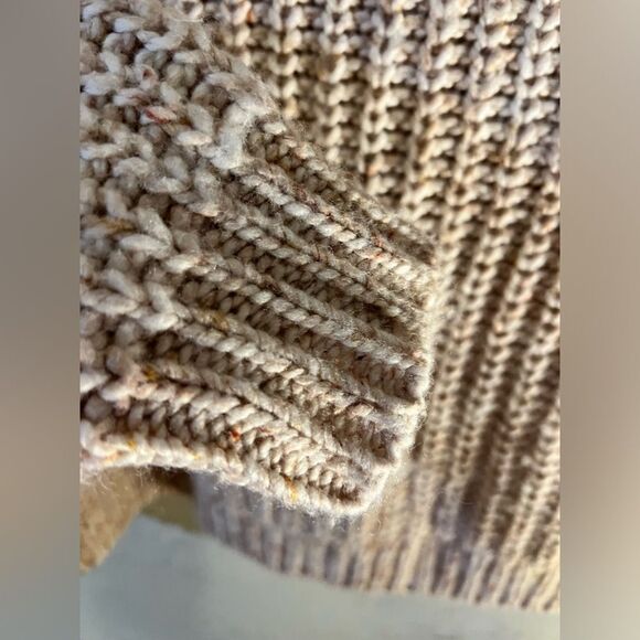 J Crew NWOT Crew Neck Sweater oatmeal S - Picture 5 of 6